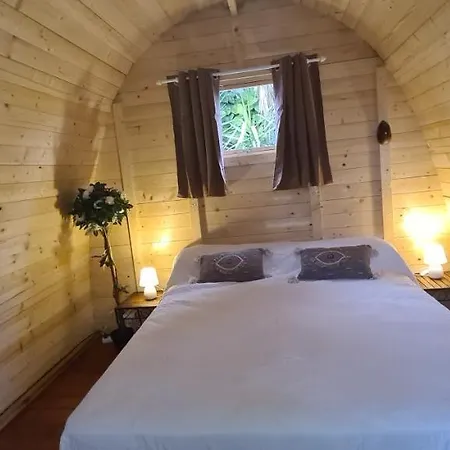 Nocleg ze śniadaniem Lodge Les Muriers Cabane De La Tortue *